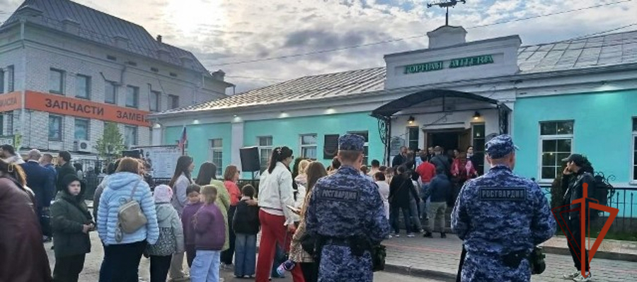 Росгвардейцы Алтайского края обеспечили безопасность «Ночи музеев»