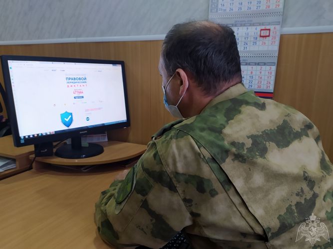 Сотрудники и военнослужащие Росгвардии присоединились ко всероссийский акции