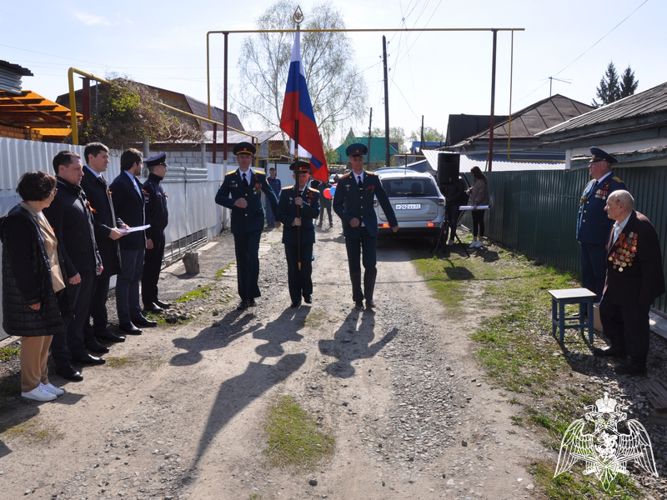 Росгвардия принимает участие в поздравлениях ветеранов Алтайского края