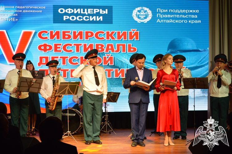 Выступление росгвардейцев покорило зрителей патриотического фестиваля 