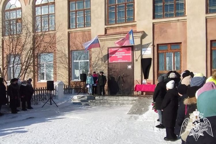 В память о военнослужащем Росгвардии в Егорьевском районе установили мемориальную доску 