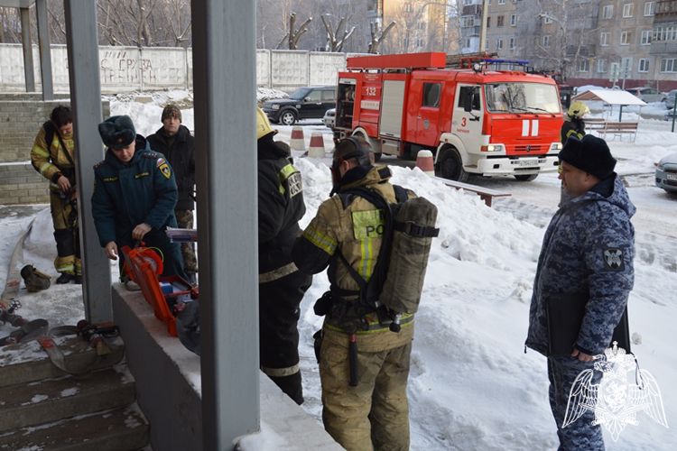 На объектах Росгвардии прошли пожарно-тактические учения