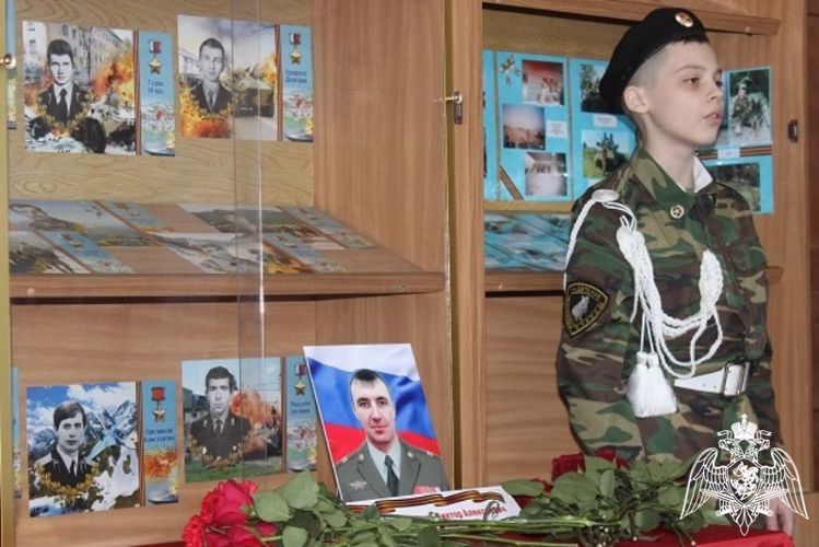 Экспозицию, посвященную военнослужащему Росгвардии, открыли в Рубцовске