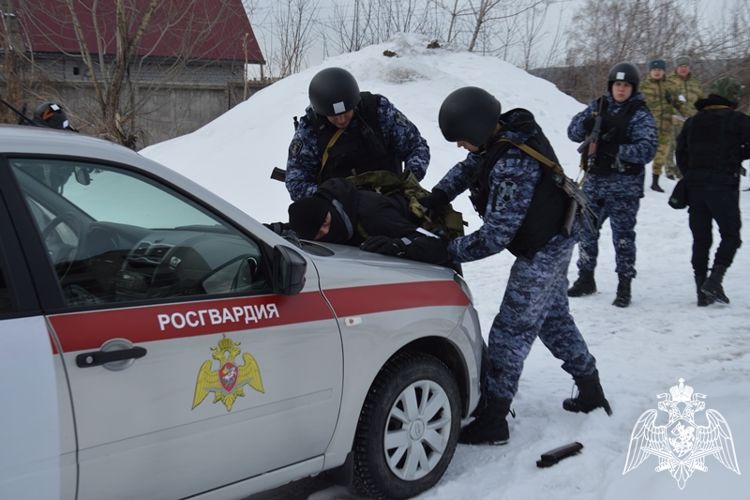 В Барнауле начался первый этап комплексных учений Росгвардии