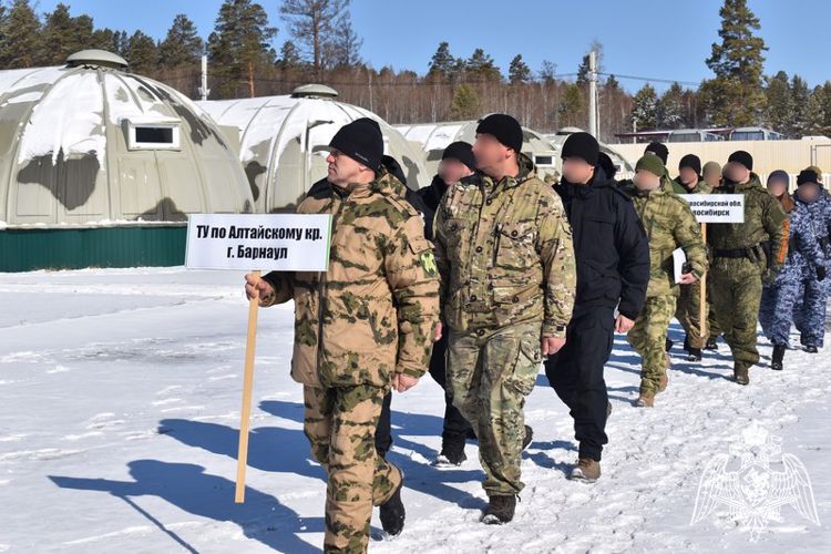 Офицеры барнаульского спецназа вошли в число лучших стрелков Сибири