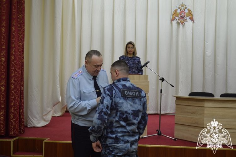 Участникам СВО вручили награды Росгвардии