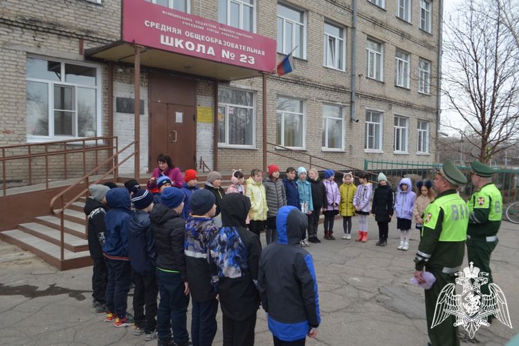 «Юный пешеход» - Росгвардия поддержала региональную акцию в Рубцовске