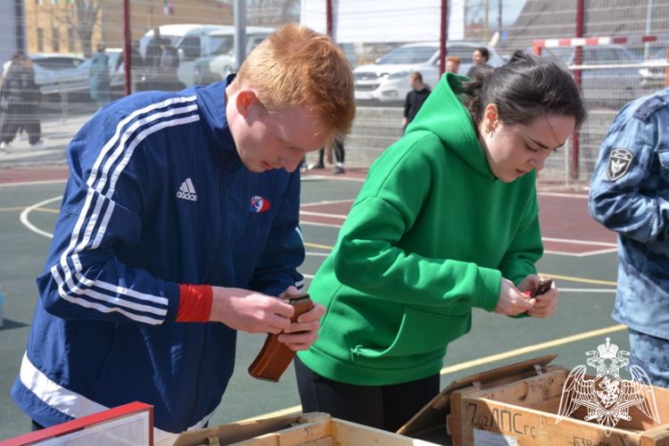 Росгвардия провела патриотическую эстафету для студентов