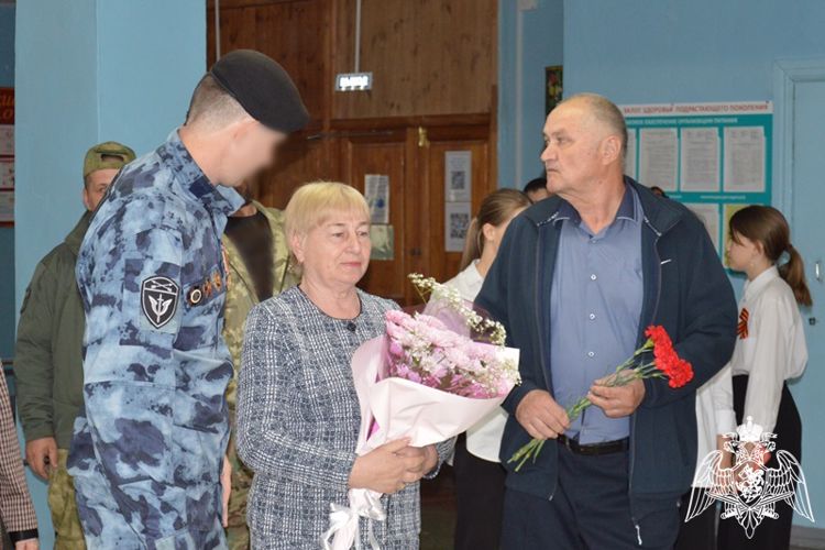 Сотрудники Росгвардии стали гостями фестиваля патриотической песни