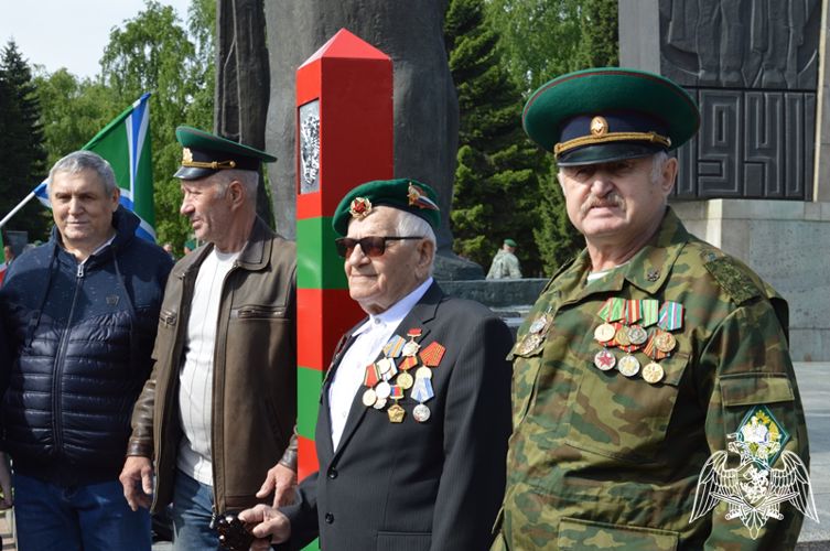 Росгвардейцы приняли участие в мероприятиях, посвящённых Дню пограничника