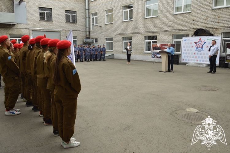 Профильная смена «Юный росгвардеец» завершилась парадом