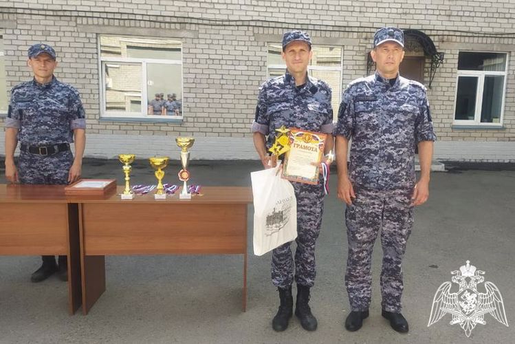 Росгвардейцы провели ведомственный турнир по двоеборью