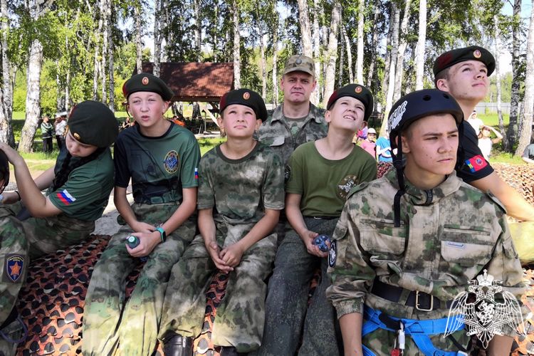 Впервые в Алтайском крае прошел экзамен на право ношения оливкового берета с краповой вставкой 