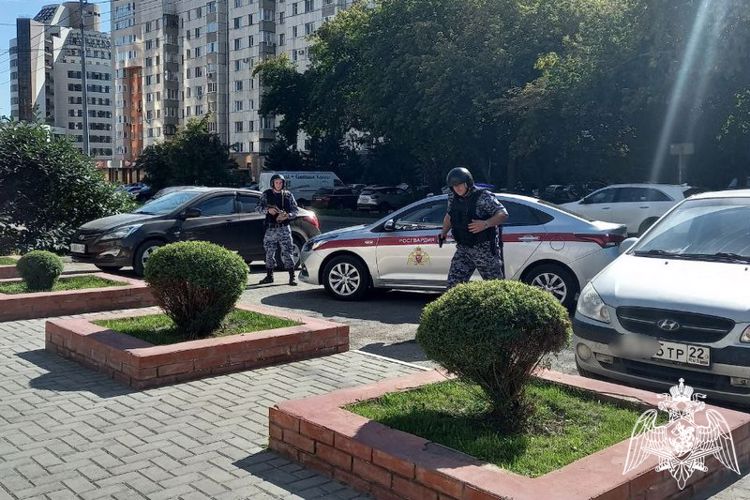 Готовность систем безопасности образовательных учреждений проверила Росгвардия к началу учебного года