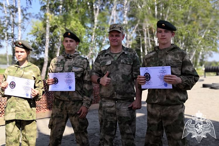 Впервые в Алтайском крае прошел экзамен на право ношения оливкового берета с краповой вставкой 