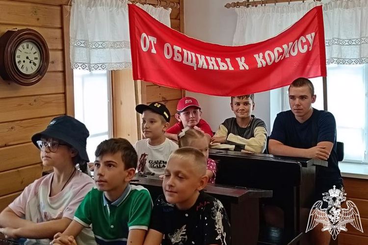 Росгвардейцы организовали для детей экскурсию «Герман Титов. Дорога к звёздам»