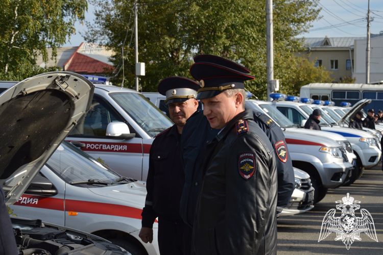 Росгвардия приняла участие в общегарнизонном смотре патрульных нарядов