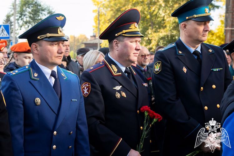 Начальник территориального управления Росгвардии принял участие в торжественной церемонии