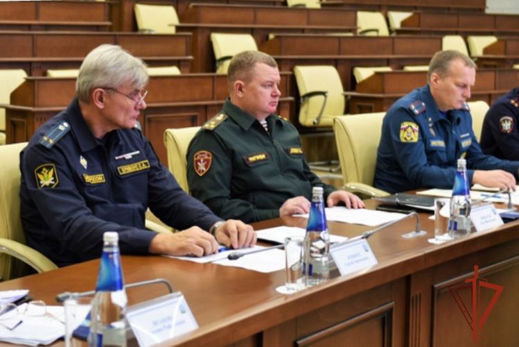 Росгвардия приняла участие в обсуждении вопросов общественной безопасности