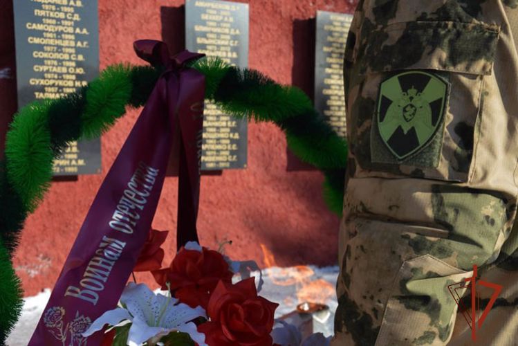 Росгвардейцы почтили память погибших товарищей