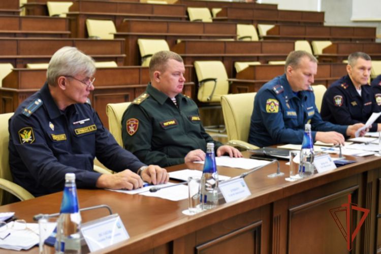 Росгвардия приняла участие в обсуждении вопросов общественной безопасности