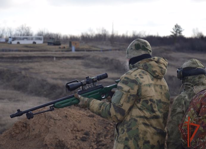 В Алтайском крае завершились учебные сборы снайперов Росгвардии
