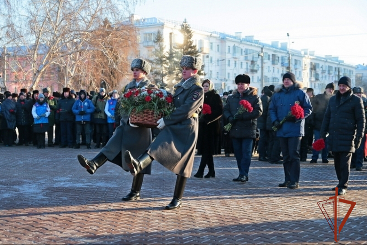 Росгвардейцы почтили память героев Отечества