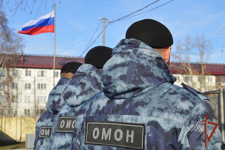 Сотрудники ОМОН «Форпост» празднуют юбилей отряда