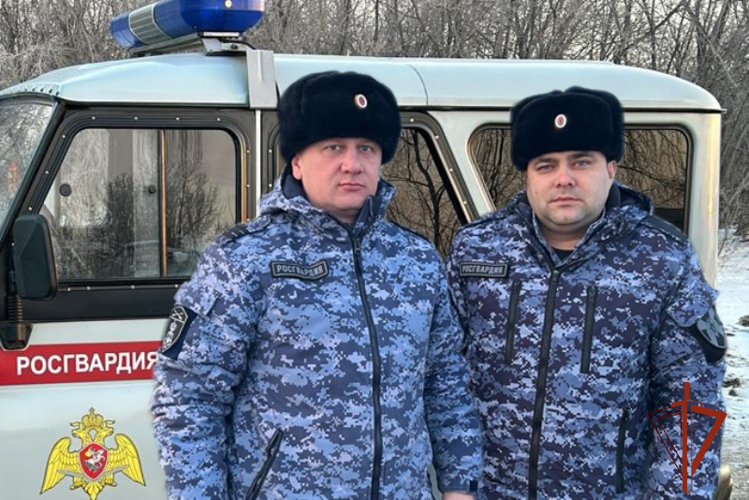 Патруль Росгвардии спас подростка в алтайском селе