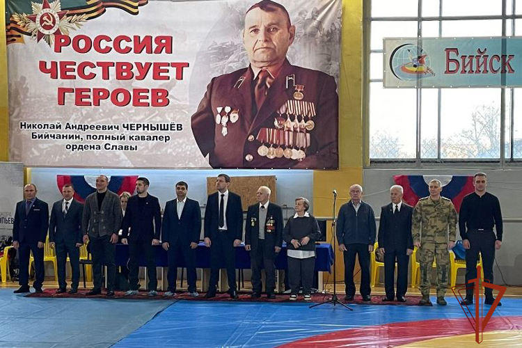 Росгвардейцы вручили призы лучшим спортсменам