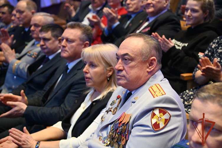 В подразделениях Росгвардии прошли мероприятия, посвященные Дню защитника Отечества