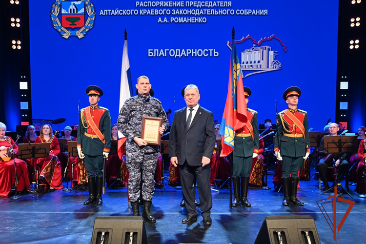 В подразделениях Росгвардии прошли мероприятия, посвященные Дню защитника Отечества