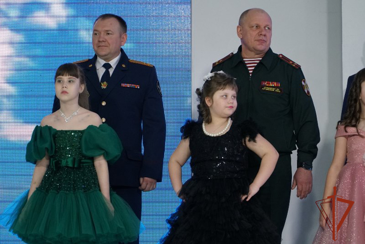 Росгвардейцы поддержали участниц детского конкурса 