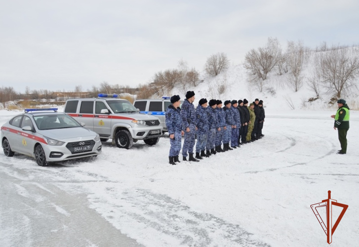 Росгвардейцы прошли спецкурс по автовождению