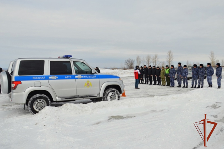 Росгвардейцы прошли спецкурс по автовождению