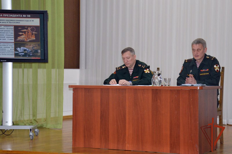 В Барнауле завершился учебно-методический сбор руководителей правовых подразделений Сибирского округа Росгвардии 