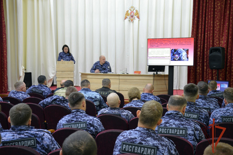 В Барнауле завершился учебный сбор сотрудников Росгвардии