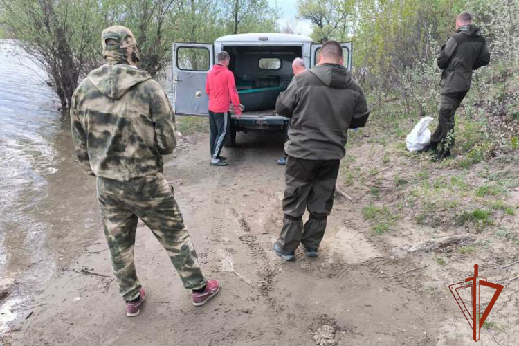 Беспилотная авиация Росгвардии помогает выявлять браконьеров на водоемах 