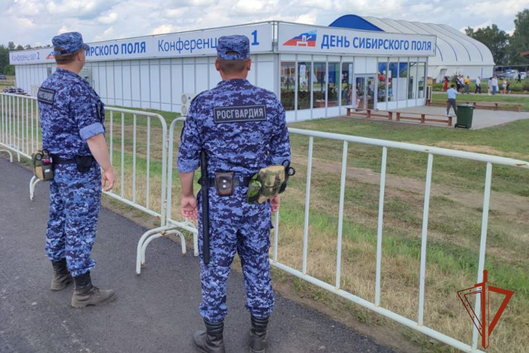 Безопасность масштабного агрофорума обеспечила Росгвардия