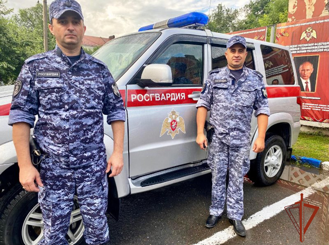 Росгвардейцы отдела вневедомственной охраны оказали своевременную доврачебную помощь  бийчанину, пострадавшему в ДТП 