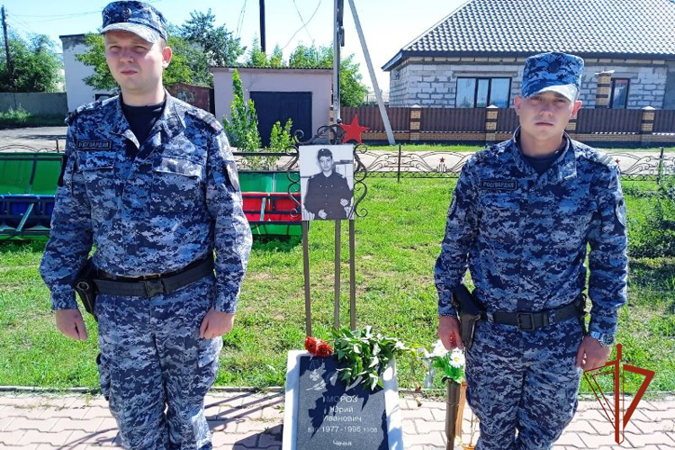В подразделении Росгвардии по Алтайскому краю прошёл день памяти сержанта Юрия Мороза