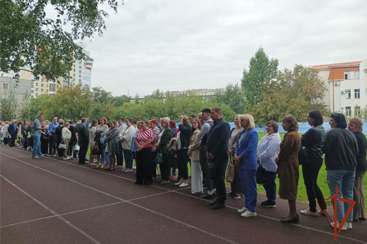 Росгвардия продолжит обеспечивать безопасность школ 