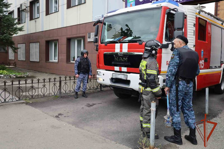 Росгвардия и судебные приставы провели совместные учения