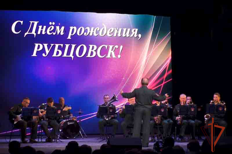 В Рубцовске росгвардейцы приняли активное  участие в мероприятиях, посвященных Дню города