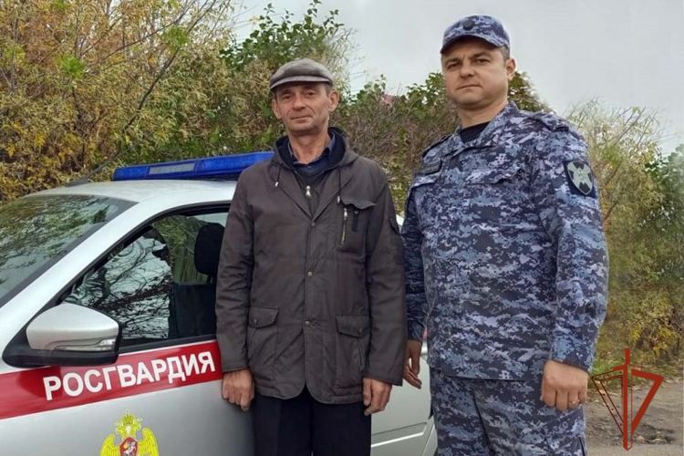 Росгвардейцы оказали первую помощь пострадавшим в ДТП