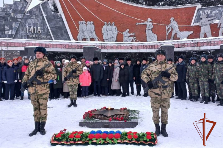 Росгвардейцы почтили память Героев Отечества
