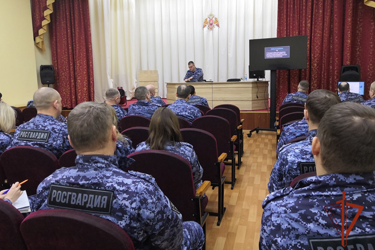 В подразделениях и воинских частях Росгвардии начался зимний период обучения