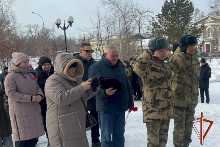Росгвардейцы почтили память воинов-интернационалистов