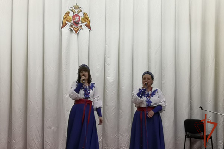 В Барнауле вручили дипломы победителям творческого конкурса «Солдаты антитеррора»