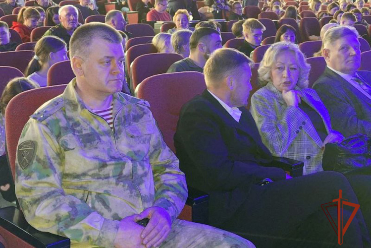 Выступление росгвардейцев покорило зрителей патриотического фестиваля